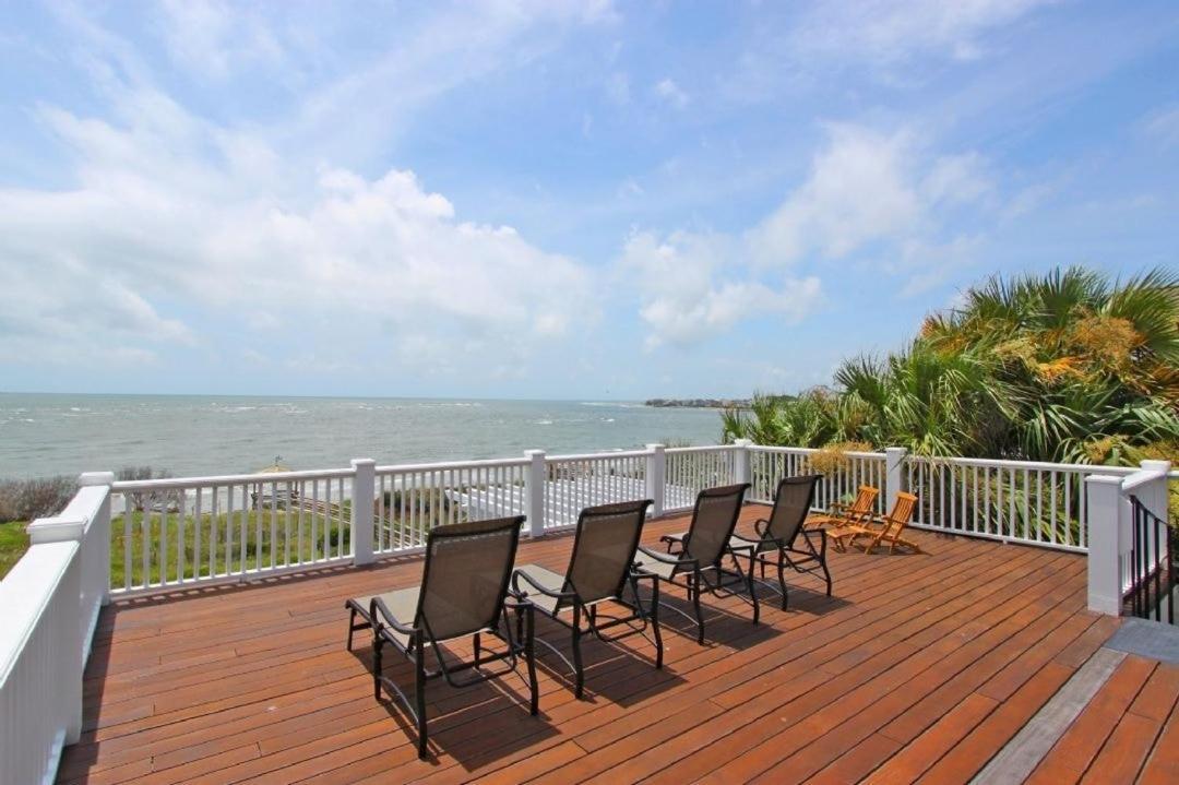 114 Ocean Boulevard By Avantstay Beachfront Putting Green Volleyball Court Infinity Pool Остров Салливана Экстерьер фото